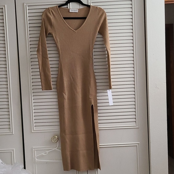 Ribbed knit slit maxi - Picture 2 of 4